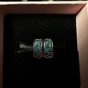 Pandora turquoise clips